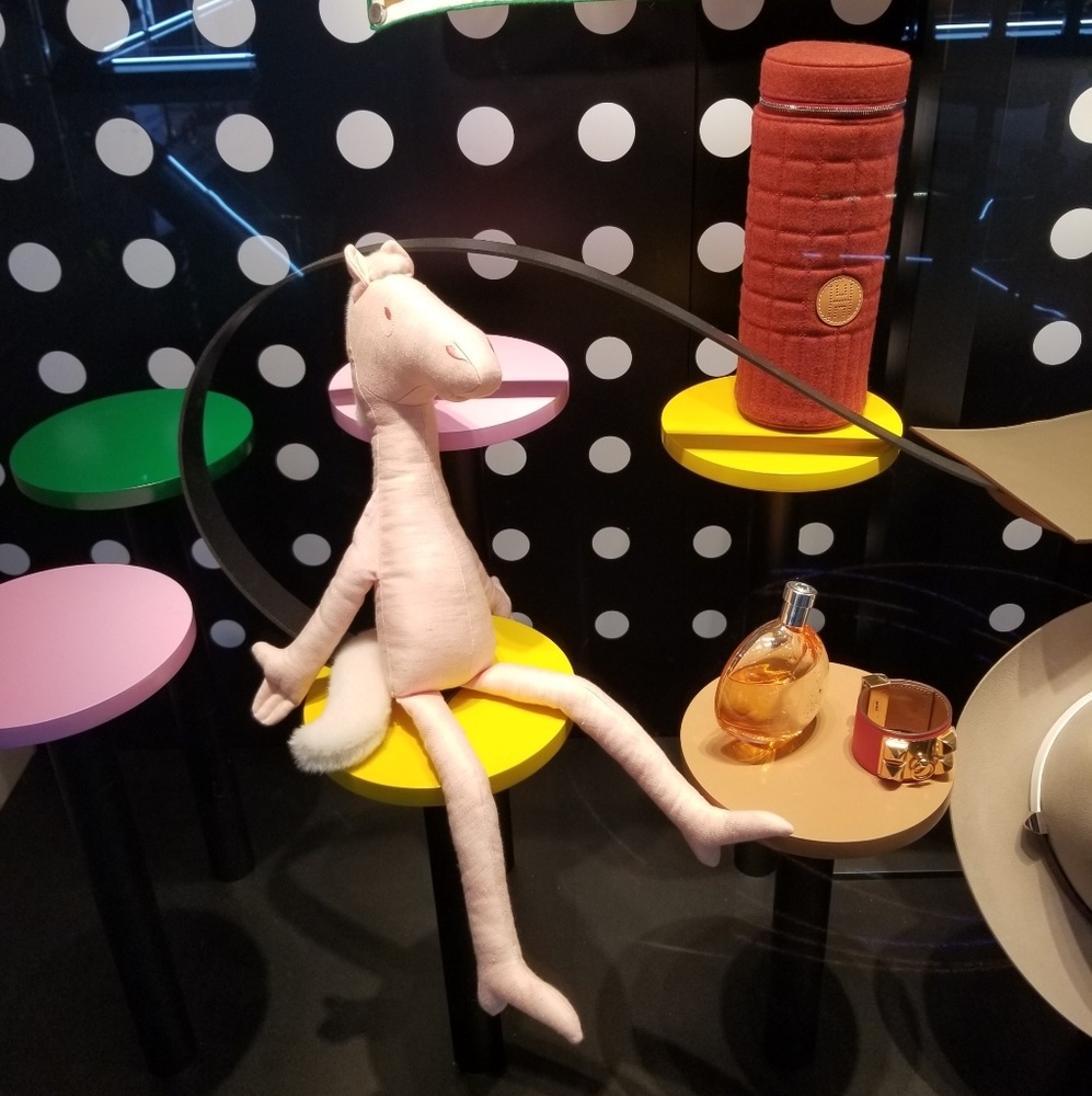 Meet your Posher, Joy